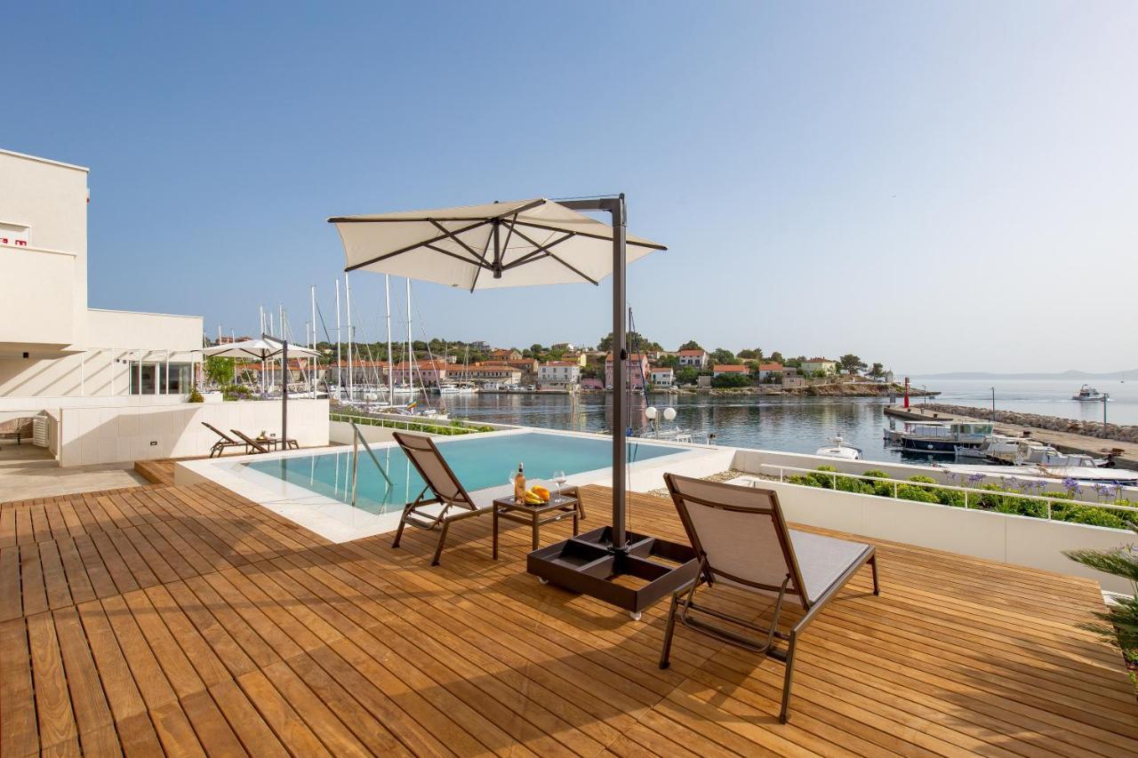Maiora Luxury Island Suites ซาลี ภายนอก รูปภาพ