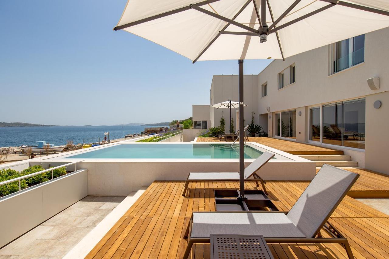 Maiora Luxury Island Suites ซาลี ภายนอก รูปภาพ
